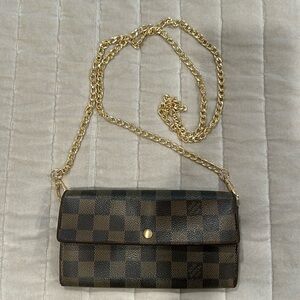 - Louis Vuitton damier 
Vintage Sarah Wallet converted Crossbody